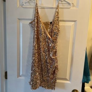 SOLD! NWT Plunge Bodycon Cami Sequin Dress Rose Gold